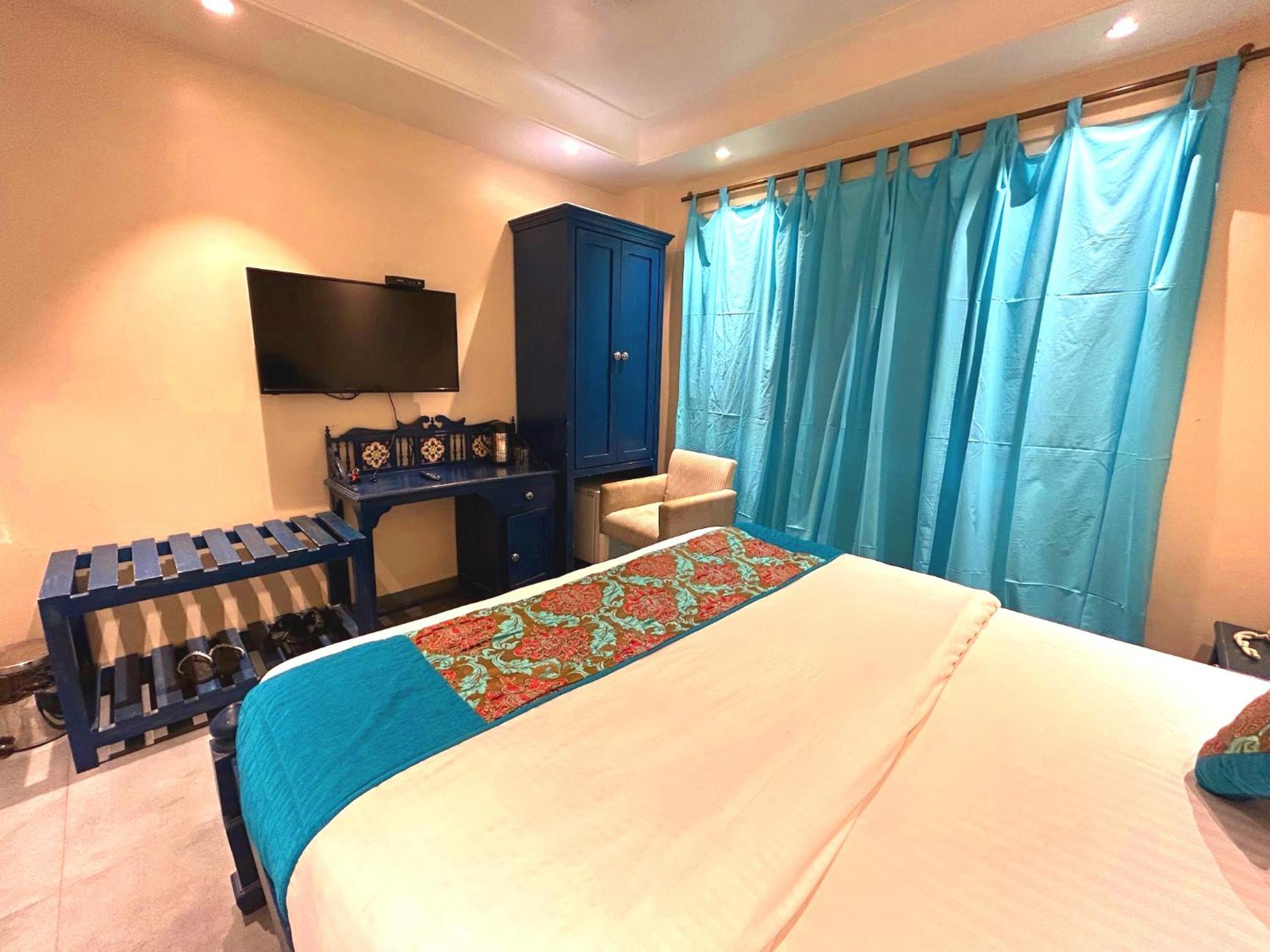 The Pinky Villa - Heritage Boutique Suites New Delhi Buitenkant foto