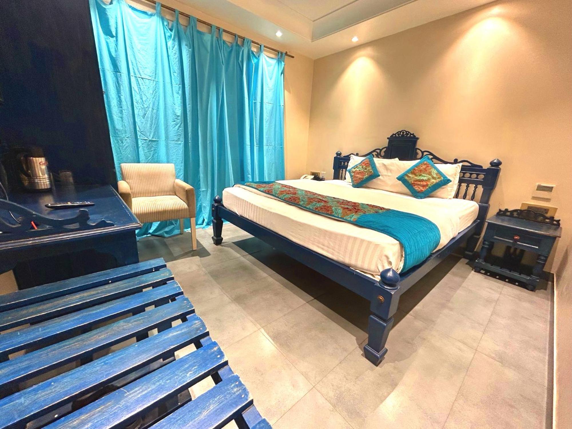 The Pinky Villa - Heritage Boutique Suites New Delhi Buitenkant foto