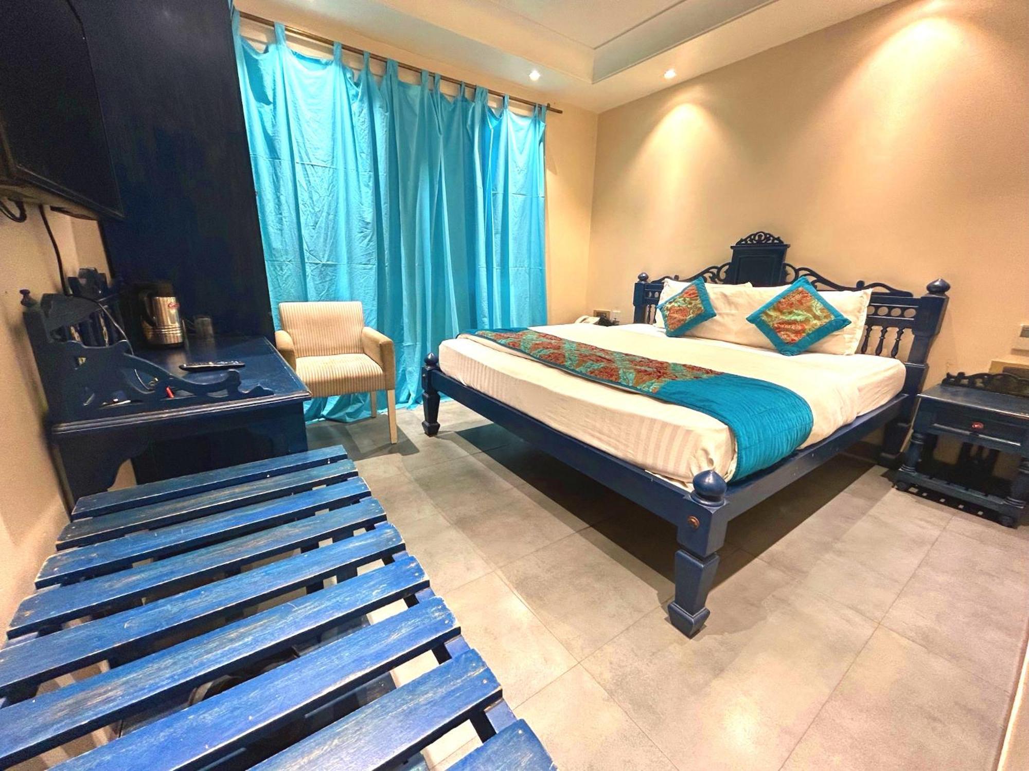 The Pinky Villa - Heritage Boutique Suites New Delhi Buitenkant foto