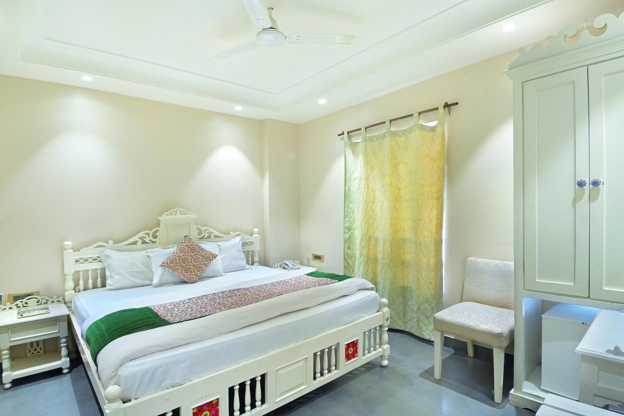 The Pinky Villa - Heritage Boutique Suites New Delhi Buitenkant foto