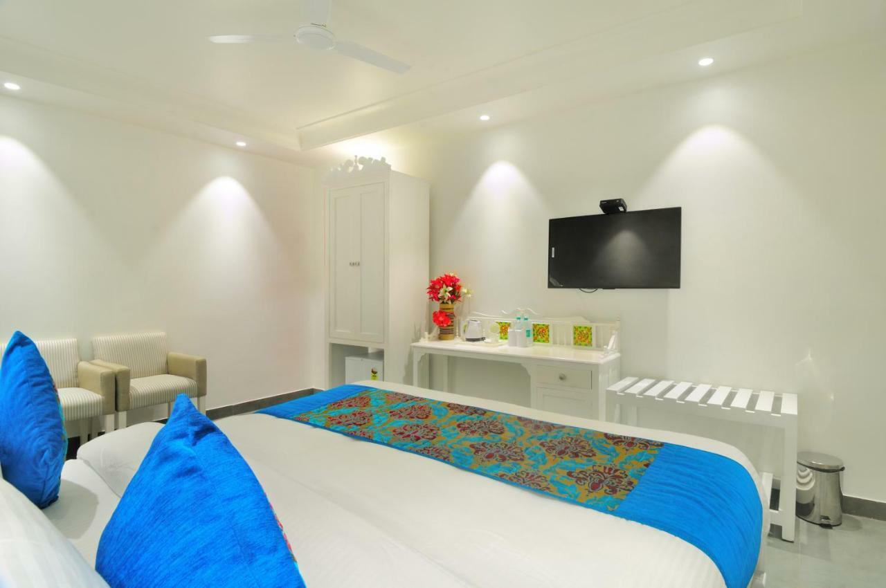 The Pinky Villa - Heritage Boutique Suites New Delhi Buitenkant foto