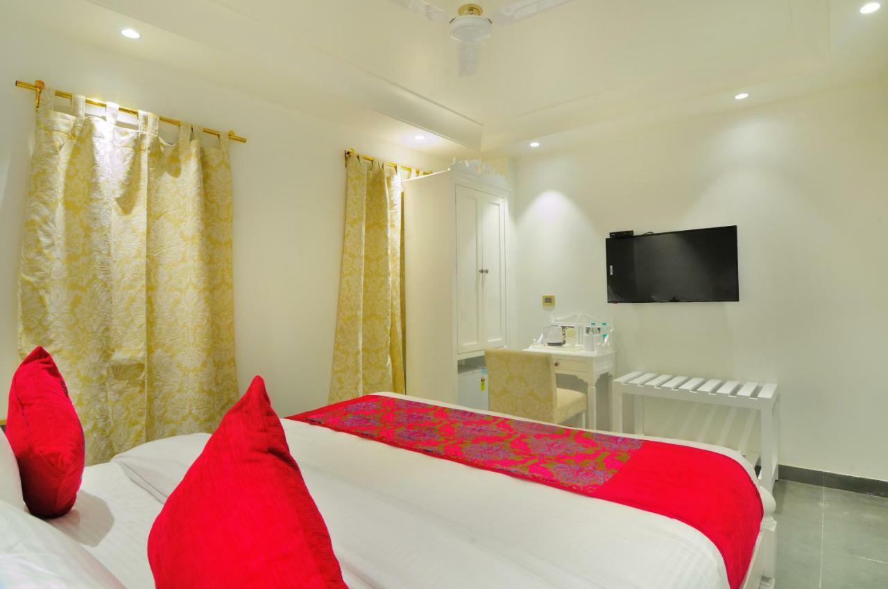 The Pinky Villa - Heritage Boutique Suites New Delhi Buitenkant foto