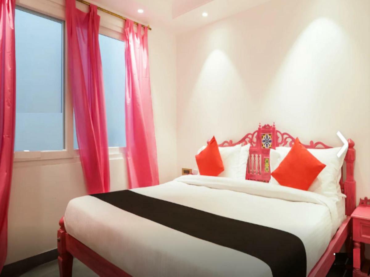 The Pinky Villa - Heritage Boutique Suites New Delhi Buitenkant foto